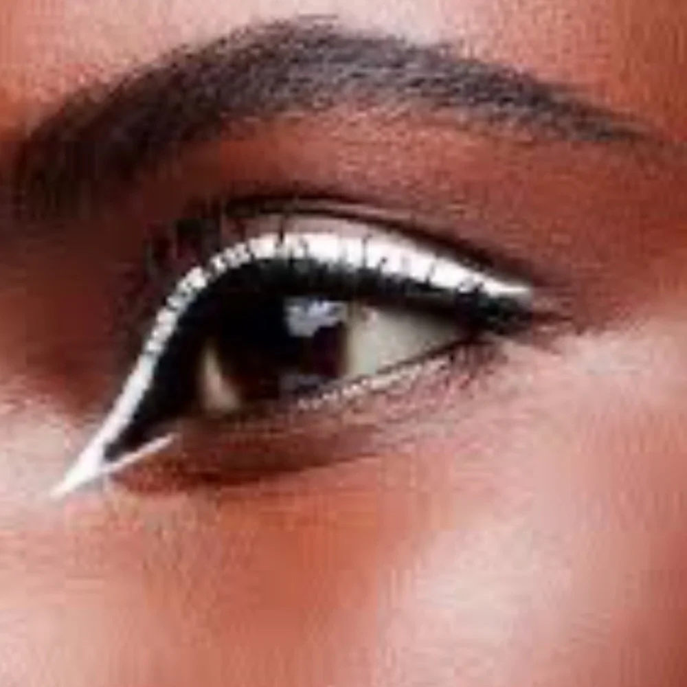 🌙♣️Mac Wakanda Tradition Liquidlast Liner